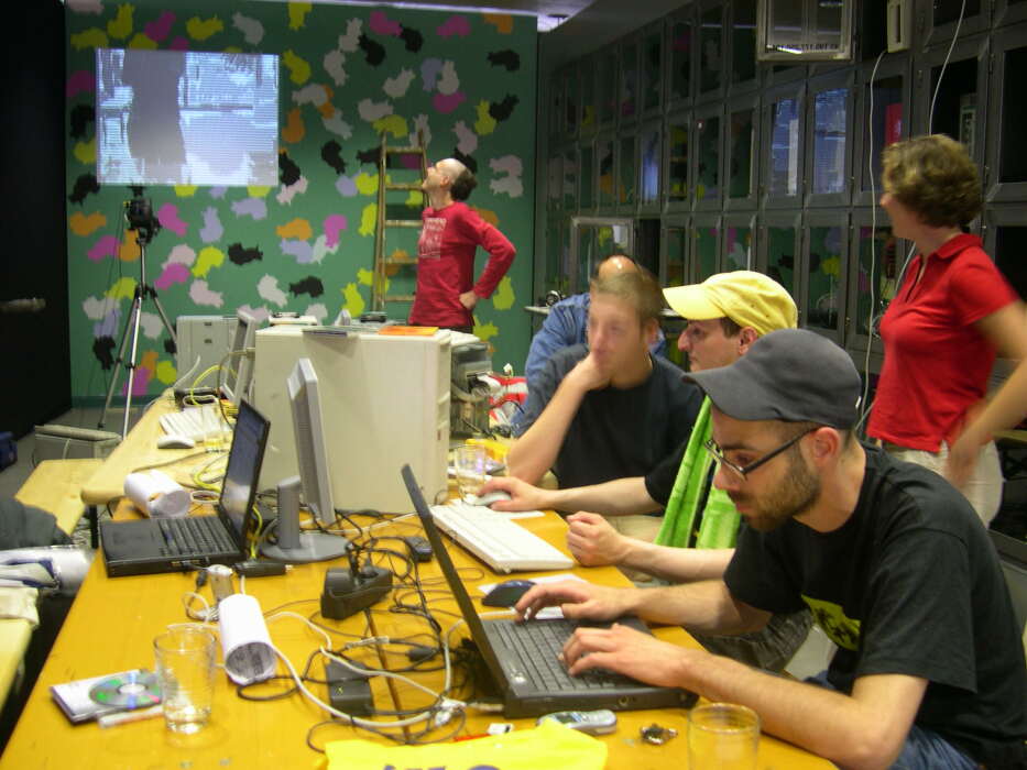 Scaled image 2005_medienkunstlabor.jpg 